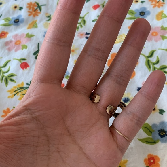 Pearl Flower Ring - Picture 2 of 4